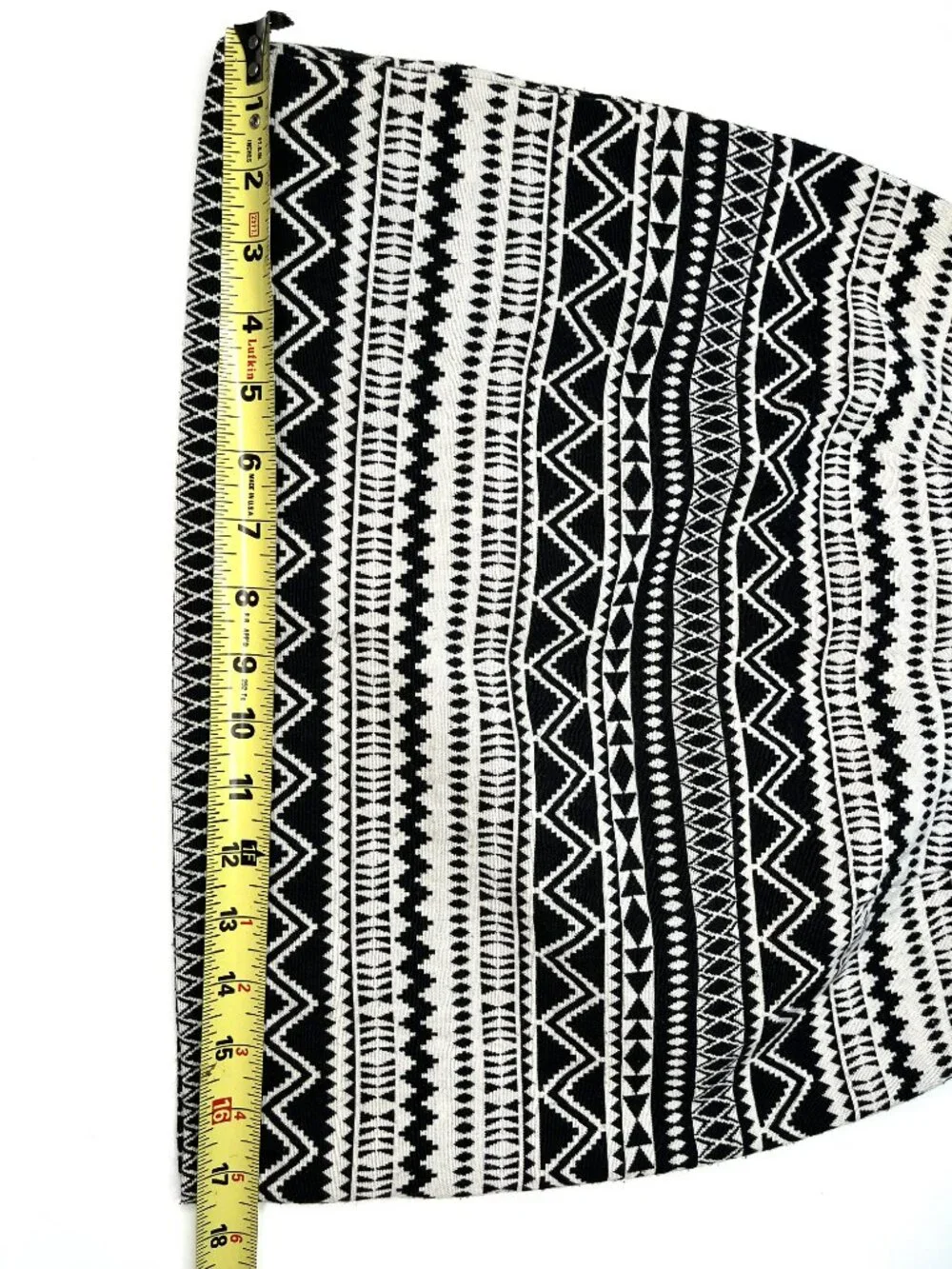 FOREVER 21 Black/Tan Geometric Print ~ MINI SKIRT ~ Size Small